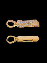 Load image into Gallery viewer, Diamond initial I Pendant