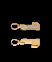Load image into Gallery viewer, Diamond initial L Pendant