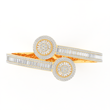 Load image into Gallery viewer, 10K Yellow Gold Designer Baguette Bracelet 7 Cttw